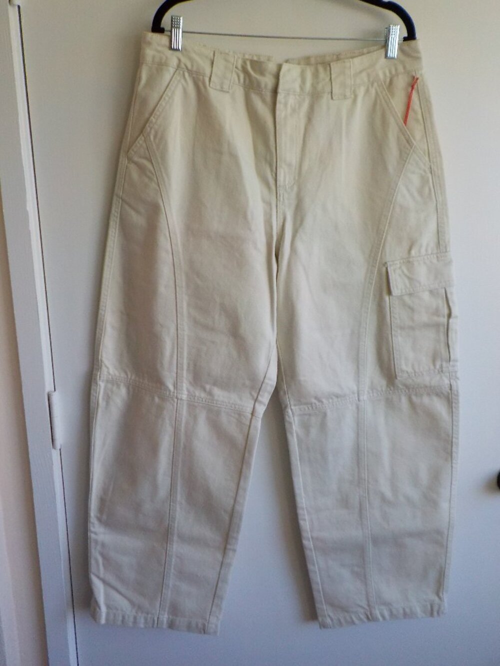 Woolrich Jeans - Size 12 White NWT Cotton Barrel Cargo Pockets (2616)